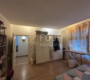 Istra, Pula, 42.91m2, stan s terasom - cover