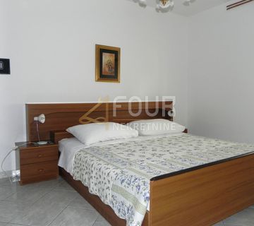 Istra, Rovinj, etaža s dva stana, 140m2, okućnica - cover