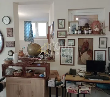 Istra, Pula, Veli Vrh, samostojeća kuća - cover