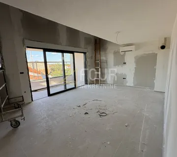 Istra, Fažana, novogradnja, 138.81m2, stan s galerijom, lođa - cover