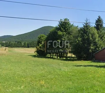 Gorski kotar, Mrkopalj, kuća s velikim zemljištem - cover