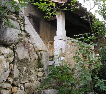 Crikvenica, kamena starina - cover