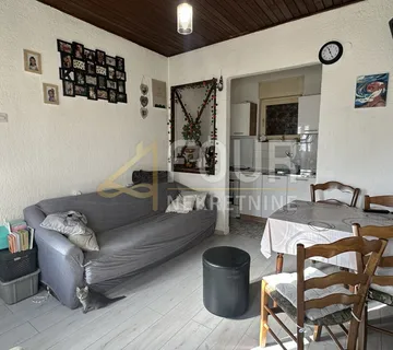 Čavle, dvojna kuća - prizemnica, 60m2 - cover