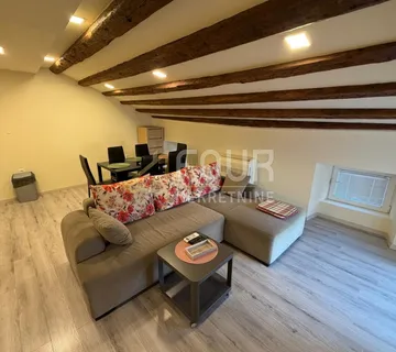 Istra, Poreč, 1s+db, 48m2, terasa - prvi red do mora ! - cover