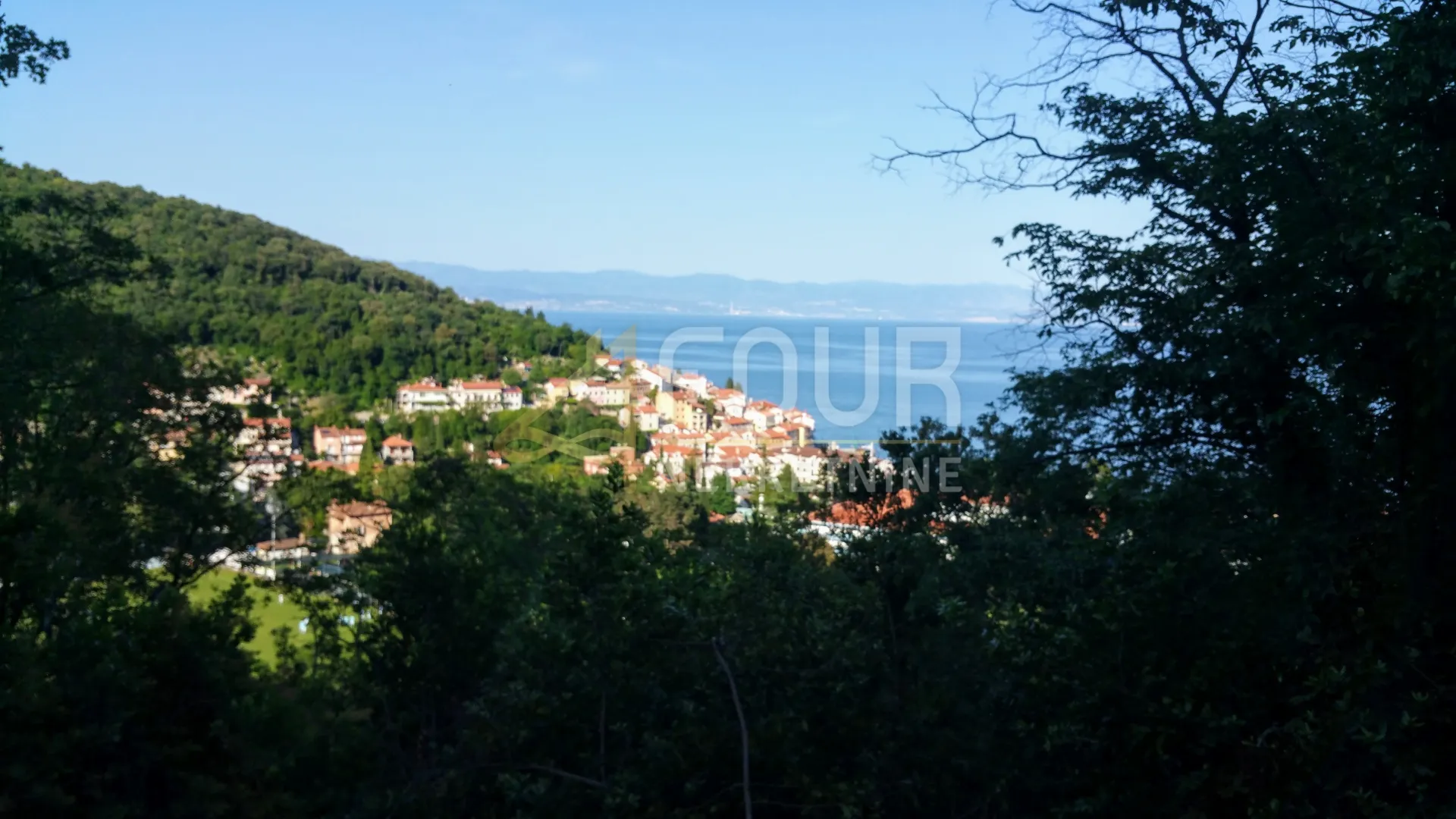 Mošćenička Draga, 84.36m2, 2s+db + 25m2 studio app, terasa - cover