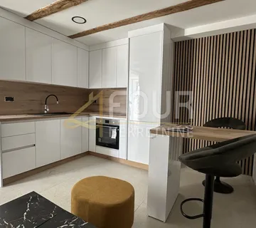 Rijeka, Krimeja, novoadaptirana nekretnina - u naravi stan, 1s+db - cover