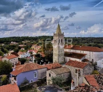 Istra, Ližnjan, kuća u nizu, 140m2, pogled na more - cover