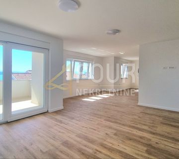 Crikvenica, novogradnja, etaža, 122.81m2, 3s+db, 200m od mora! - cover