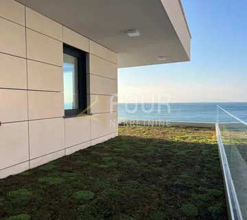 Rijeka, Pećine, kvalitetna novogradnja - 1. red do mora - cover