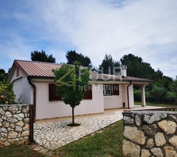 Istra, Medulin, kuća za odmor s okućnicom  - cover
