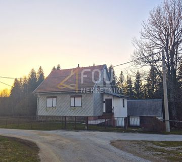 Gorski kotar, Kupjak, kuća s prostranom okućnicom, konoba - cover