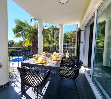 Najam, Opatija, luksuzan stan, 86.49m2, 2s+db, pogled na more - cover