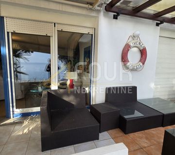 Opatija, Ičići, 56m2, 1s+db, terasa s pogledom na more - cover