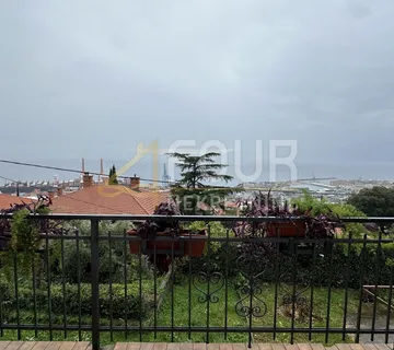 Rijeka, Trsat, dvoetažni stan, 5s+db, 120.80m2, balkon i terasa - cover