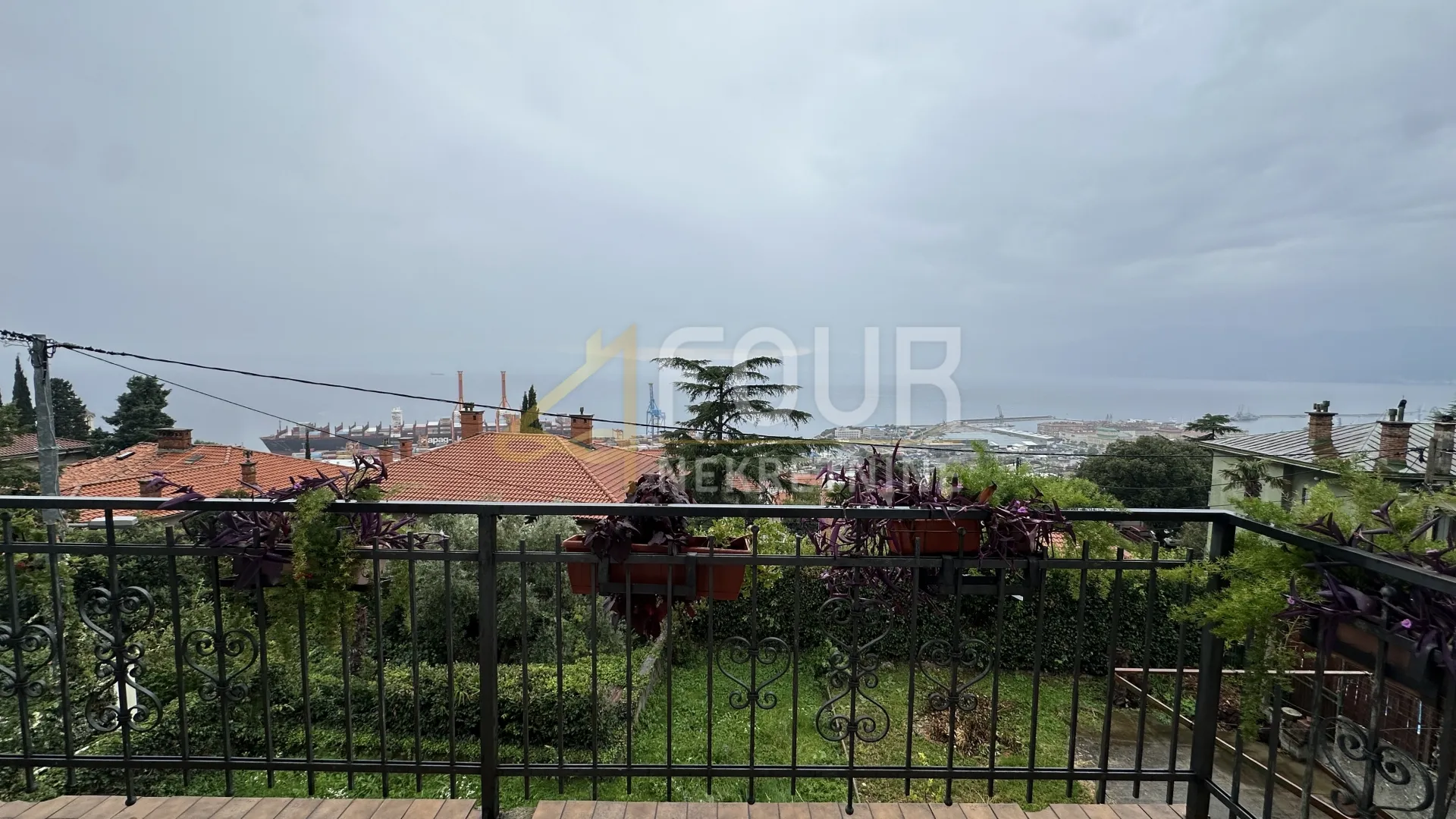 Rijeka, Trsat, dvoetažni stan, 5s+db, 120.80m2, balkon i terasa - cover