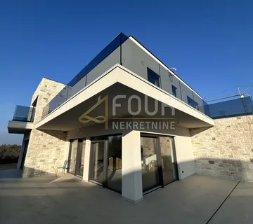 Istra, Tar, samostojeća kuća s bazenom - cover