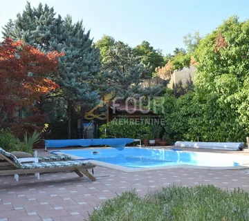 Rijeka, Škurinje, kuća s bazenom - cover