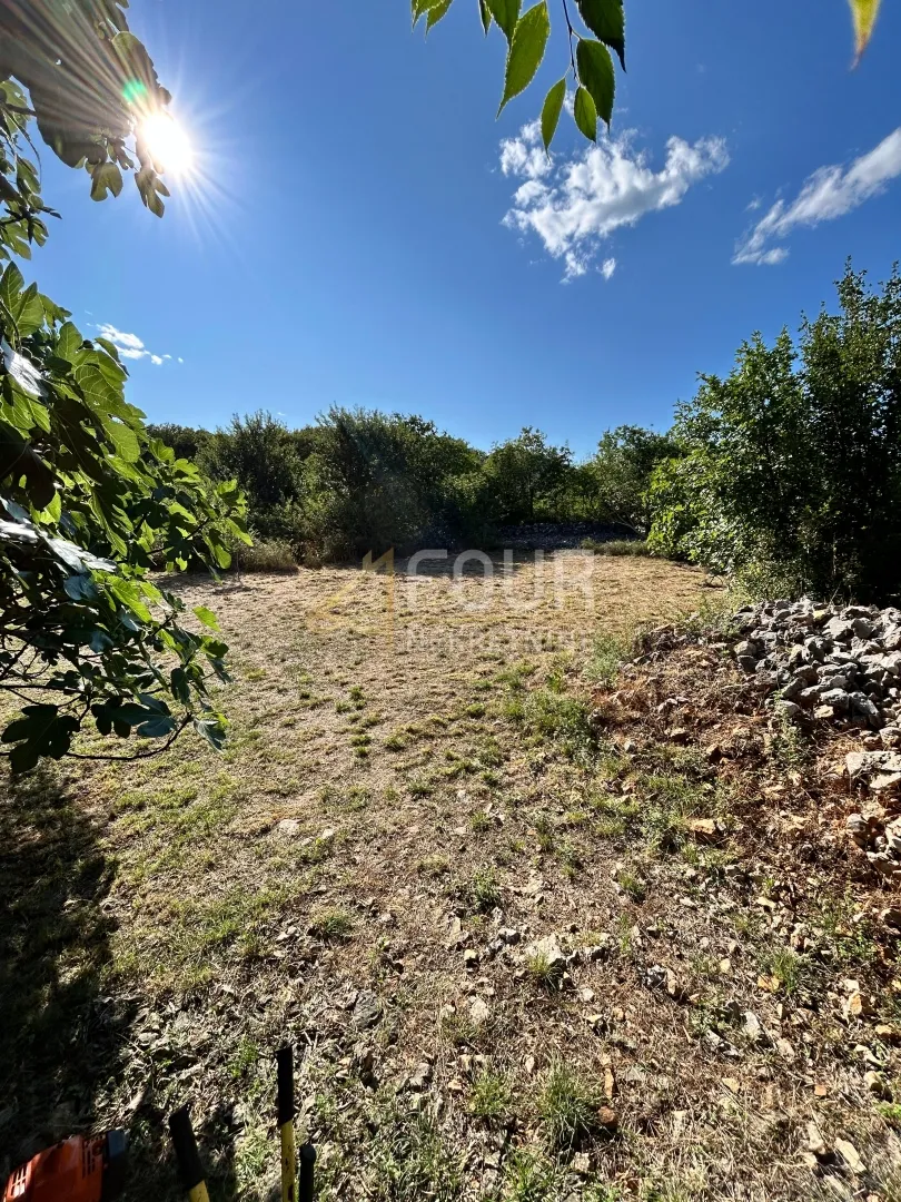 Otok Krk, Vrbnik, građevinsko zemljište, 655m2 - cover