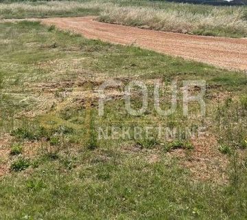 Istra, Kaštelir, građevinsko zemljište 790m2 - cover
