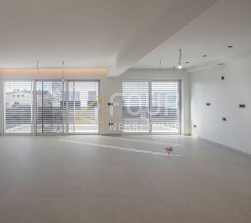 Istra, Rovinj, novogradnja, 202.73m2, dvoetažni 4s+db, pogled na more - cover