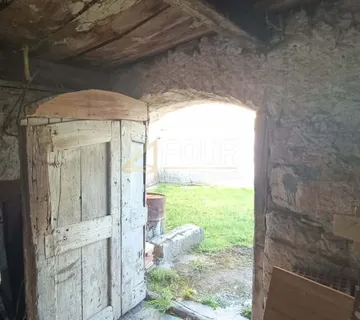 Šapjane, stara kamena kuća - cover