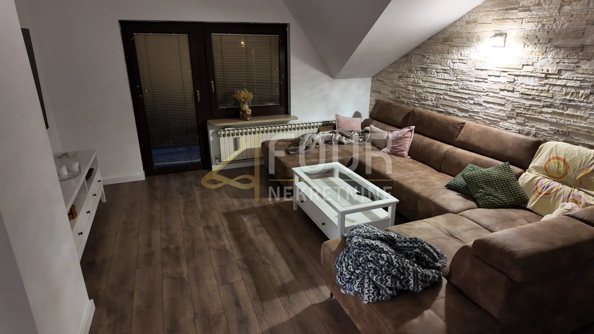 Zagreb - Stenjevec, kuća s 3 stana - cover