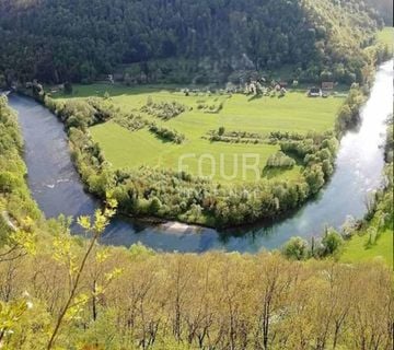 Gorski kotar, Lukovdol, samostojeća kuća blizu Kupe - cover
