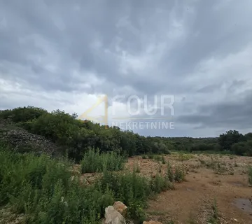 Otok Krk, grad Krk, zemljište, 1.318m2 - cover