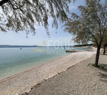 Novi Vinodolski, 81.89m2, 3skl, terasa, 30m od mora! - cover