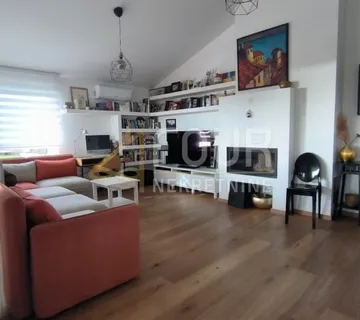 Kastav, 110.44m2, 3s+db, dva balkona, okućnica - cover