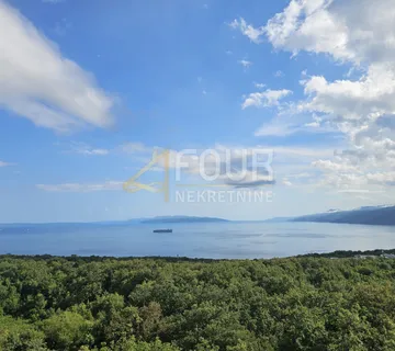 Rijeka, Martinkovac, dvoetažni stan 2s+db, 2 parkirna mjesta - cover
