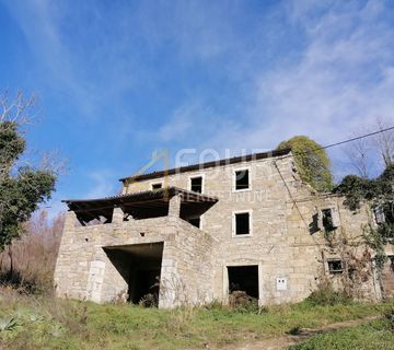 Istra, Motuvun - okolica, imanje s dvije kuće - cover