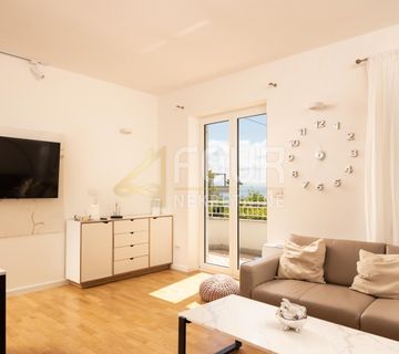 Opatija, Ičići, 2s+db, 75m2, balkon, pogled na more - cover