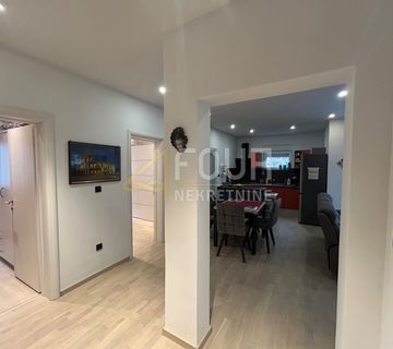 Crikvenica, 75.31m2, 3s+db, lođa - cover