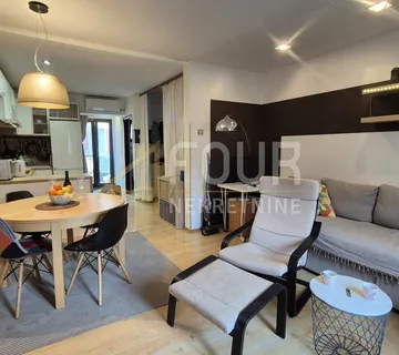 Istra, Pula - centar, uređen i namješten stan, balkon, SAMO KOD NAS! - cover