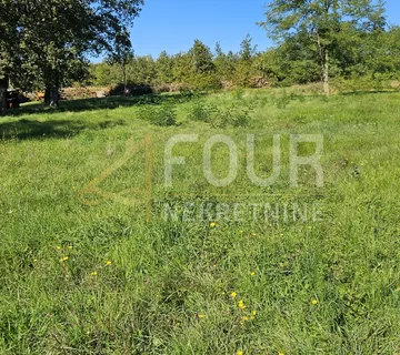 Istra, Poreč, građevinsko zemljište, 1.350m2, pogled na more - cover