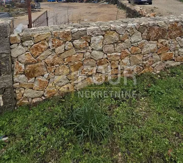 Otok Krk, Vrbnik - okolica, građevinsko zemljište, 916m2 - cover