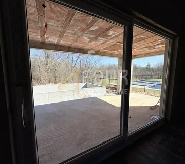 Istra, Labin - okolica, samostojeća prizemnica ROH BAU - cover