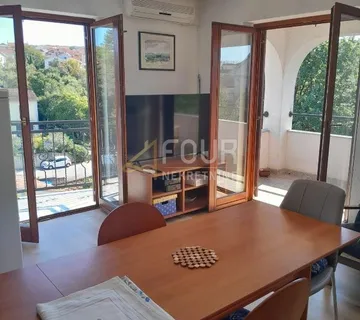 Najam, Otok Krk, Malinska, 1s+db, 56.2m, lođa - cover