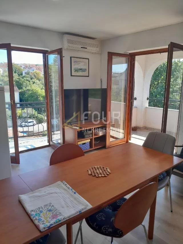 Najam, Otok Krk, Malinska, 1s+db, 56.2m, lođa - cover