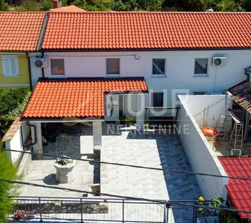 Šmrika, kuća u nizu, 164m2, SAMO KOD NAS! - Šmrika, Kraljevica