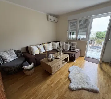 Pula, Valdebek, samostojeća kuća, 105m2