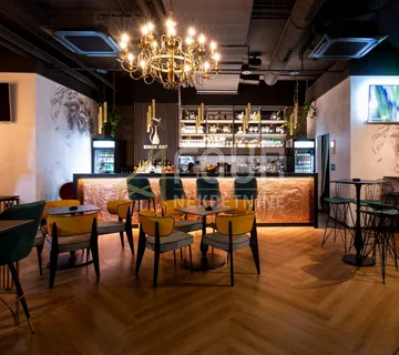 Rijeka, Kantrida, poslovni prostor, 125.48 m2, terasa