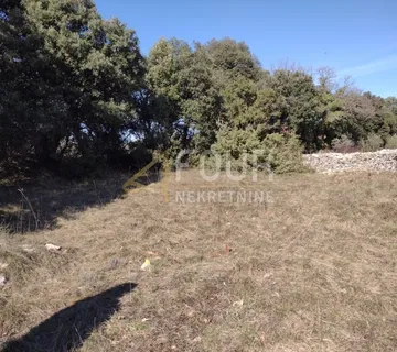 Istra, Marčana - okolica, poljoprivredno zemljište 643m2