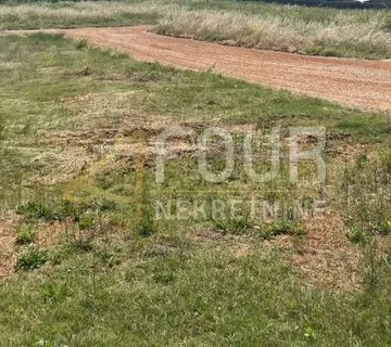 Istra, Kaštelir, građevinsko zemljište 790m2 - cover