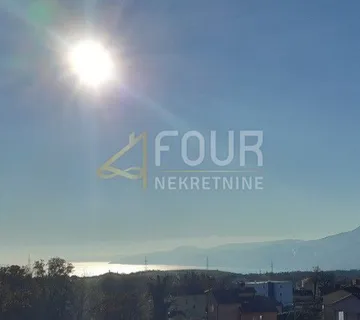 Viškovo, 60.01m2, 2s+db, lođa, pogled na more - cover