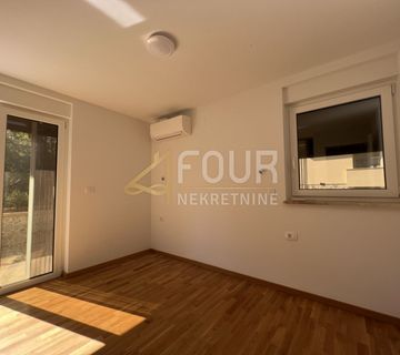 Otok Krk, Njivice, novogradnja, 2s+db, 2 terase, blizina mora - cover