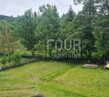 Gorski kotar, Fužine, 320m2, kuća s 2 garaže i velikom okućnicom - cover
