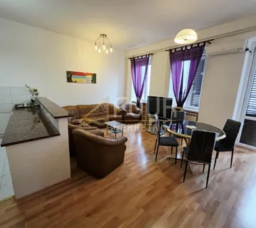 Rijeka, Centar, 117.63m2, 3s+db, balkon