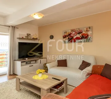 Kastav, 3s+db, 107.56m2 s okućnicom